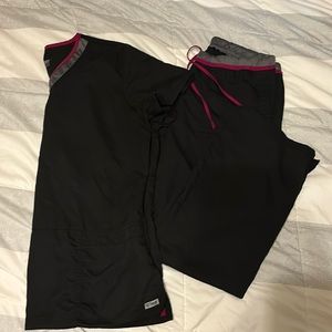 Greys anatomy scrub set.